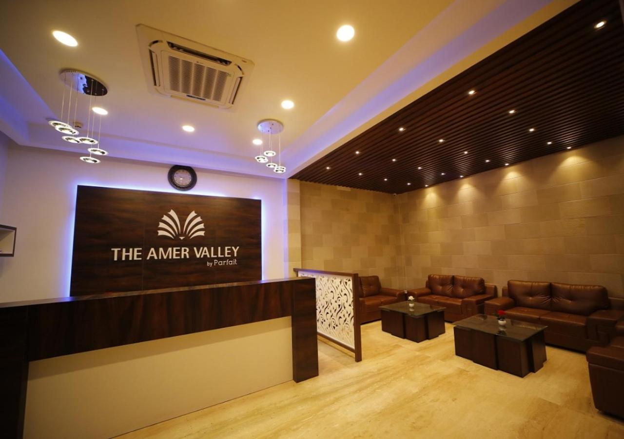 The Amer Valley Hotel Jaipur Exterior photo